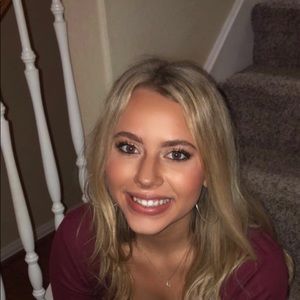 Meet your Posher, Loren